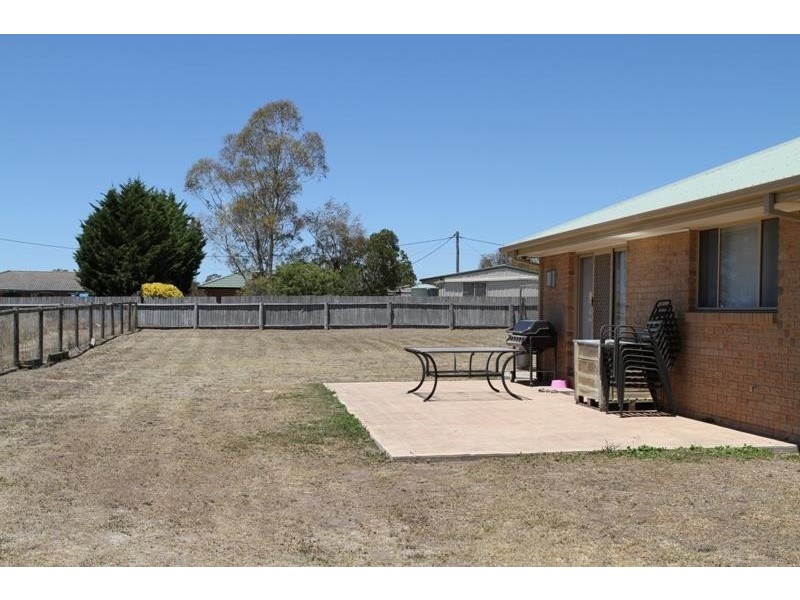 5 Patrick Pl, Marulan NSW 2579