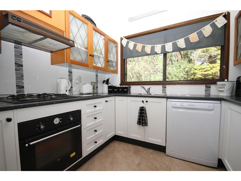 5 Lucas St, Bundanoon NSW 2578