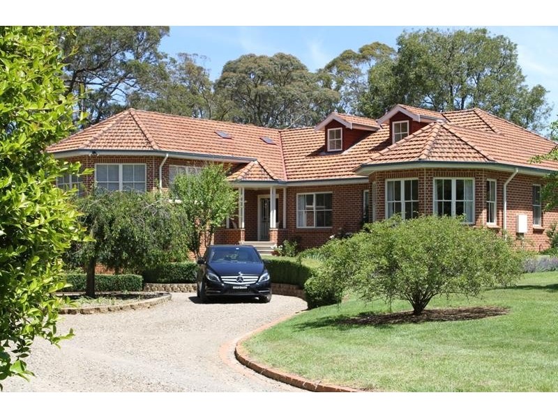 151 Railway Ave, Bundanoon NSW 2578