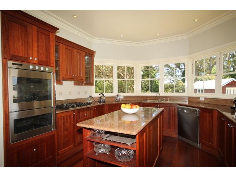 151 Railway Ave, Bundanoon NSW 2578