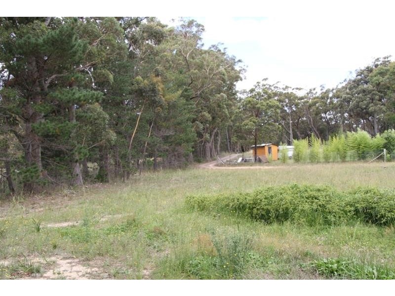 2 Garbutts Rd, Wingello NSW 2579