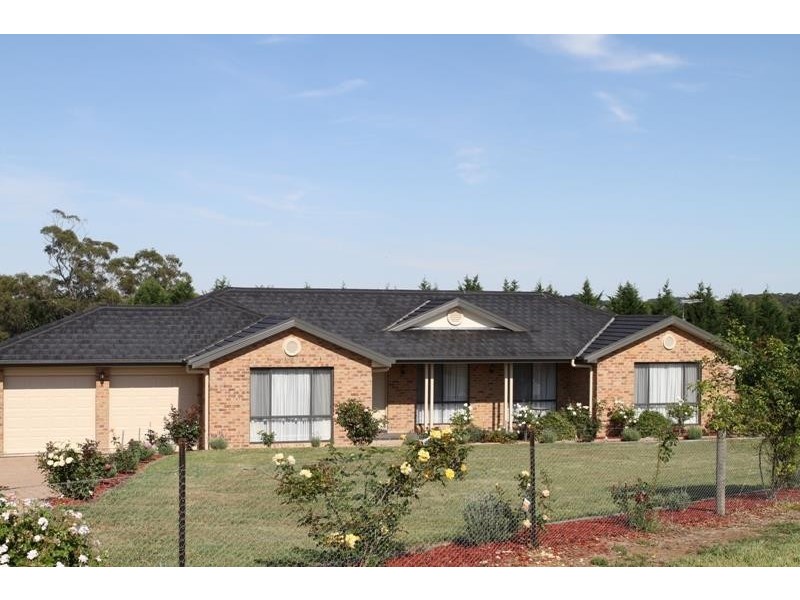 4 Tobin Pl, Bundanoon NSW 2578