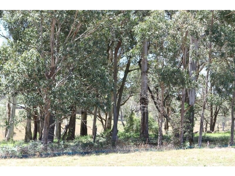 8 Cambourn Cl, Bundanoon NSW 2578