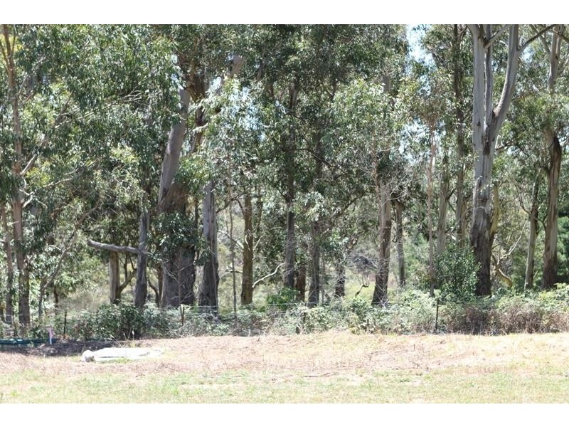 8 Cambourn Cl, Bundanoon NSW 2578