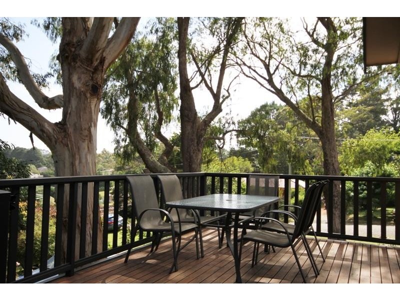 6 Lucas St, Bundanoon NSW 2578