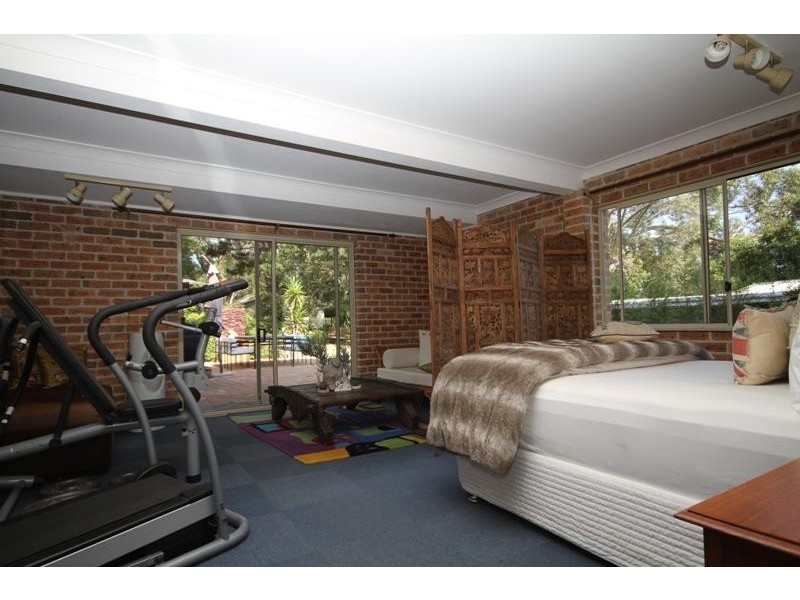 6 Lucas St, Bundanoon NSW 2578