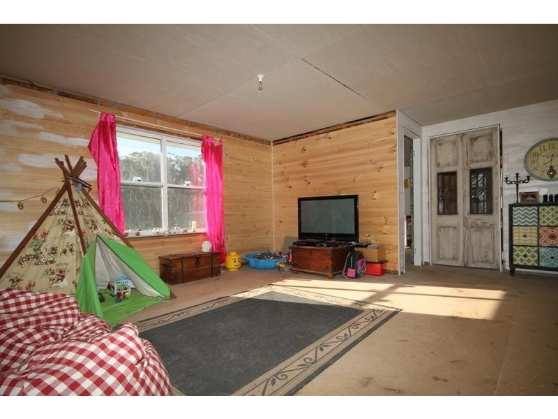 12 Bumballa Rd, Wingello NSW 2579