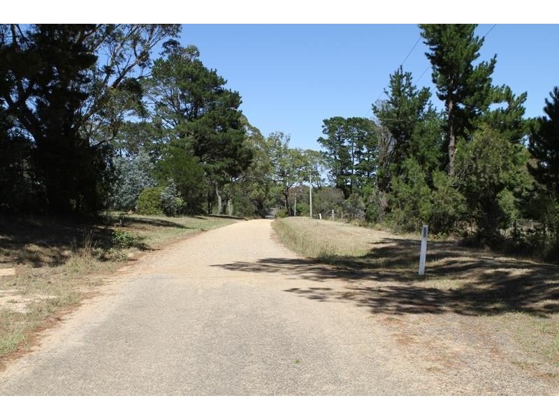 73 Camden  St, Wingello NSW 2579