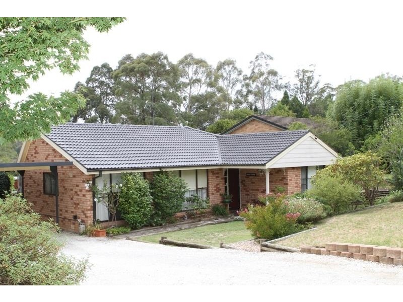 32 Bindar Cres, Bundanoon NSW 2578
