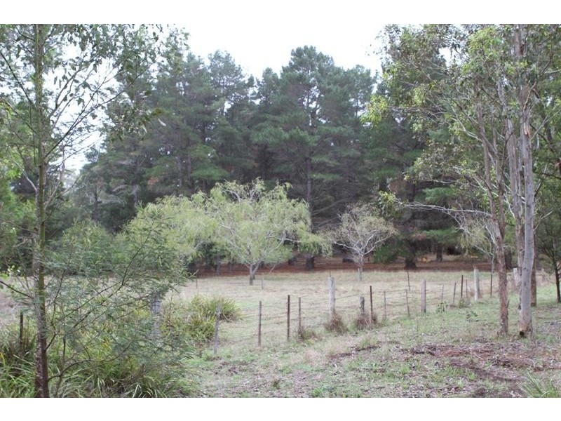 88 Badgerys Lookout Rd, Tallong NSW 2579