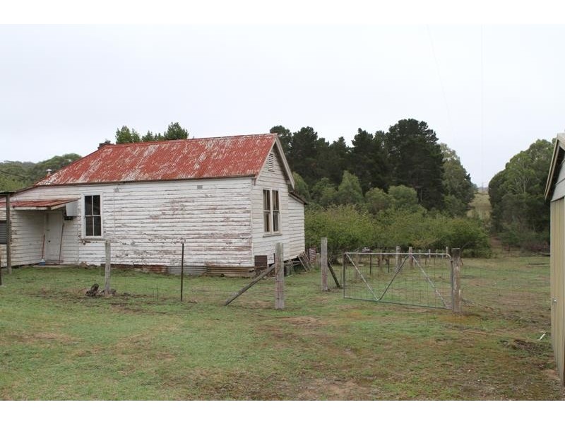 88 Badgerys Lookout Rd, Tallong NSW 2579