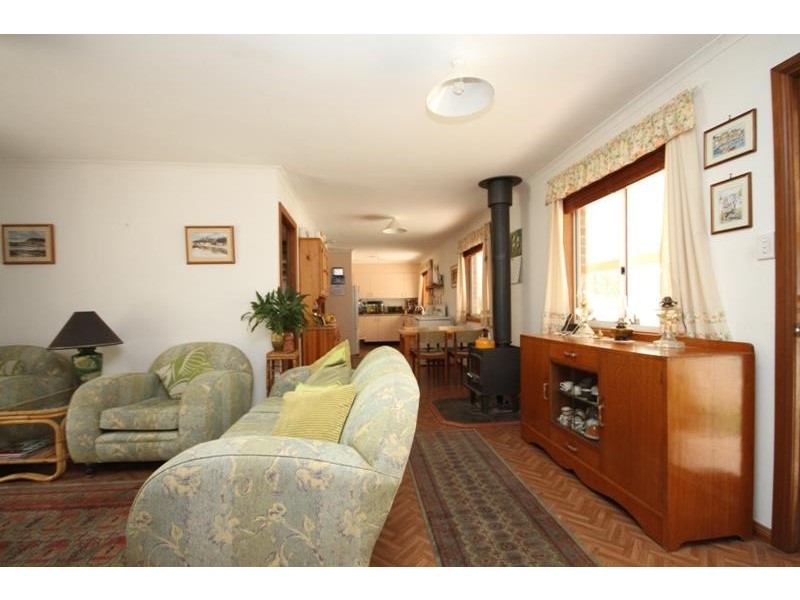 87 Badgerys Lookout Rd, Tallong NSW 2579