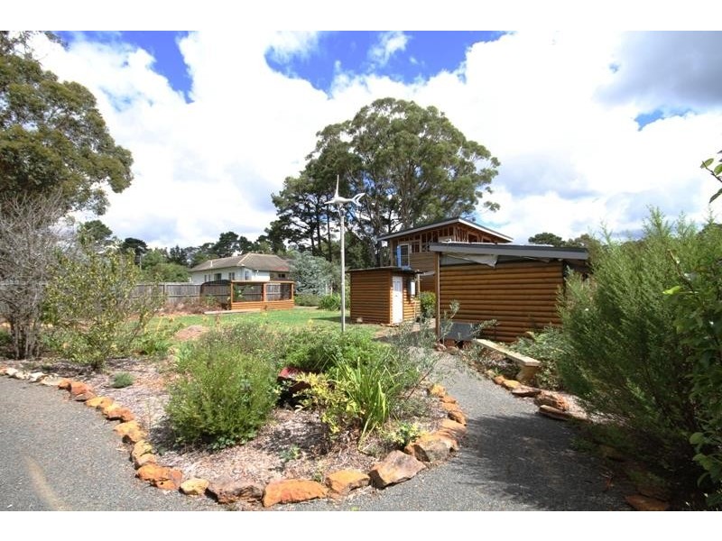 9 Murrimba Rd, Wingello NSW 2579