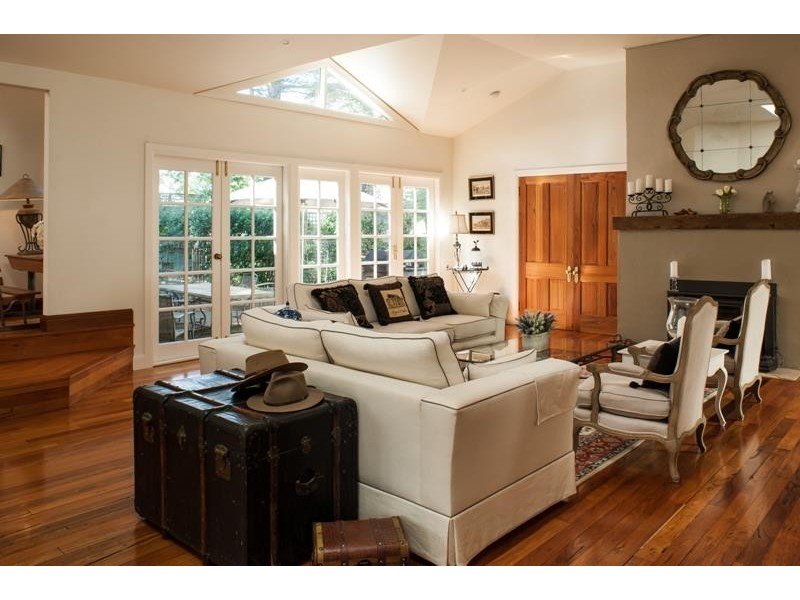 2 Ross St, Bundanoon NSW 2578