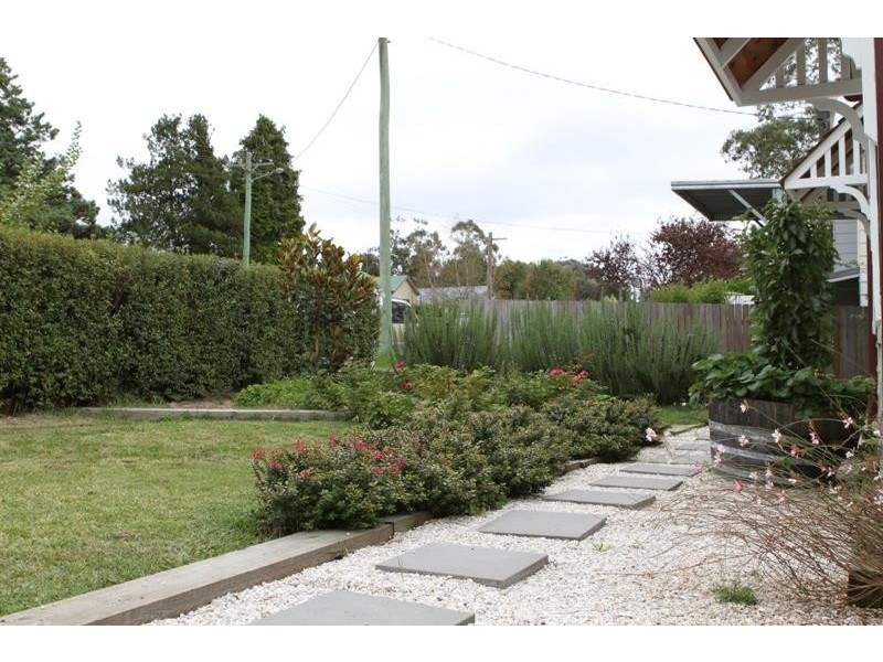 11 Ebury St, Bundanoon NSW 2578