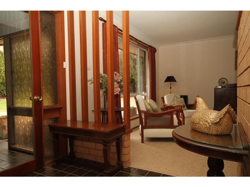 25 Ashgrove Pl, Bundanoon NSW 2578