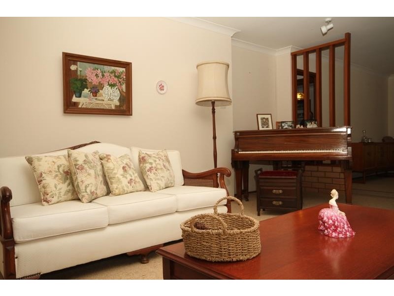 25 Ashgrove Pl, Bundanoon NSW 2578