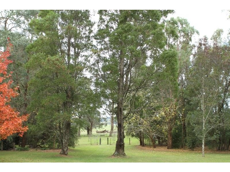 25 Ashgrove Pl, Bundanoon NSW 2578