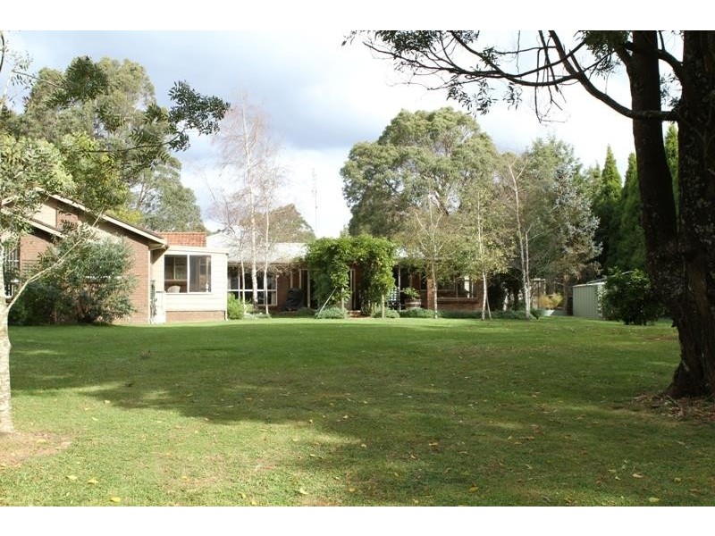 25 Ashgrove Pl, Bundanoon NSW 2578