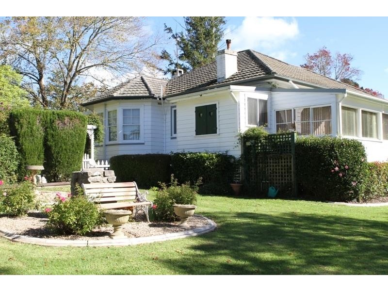 18 Rosenthal Ave, Bundanoon NSW 2578