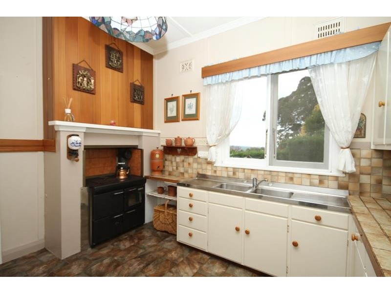 18 Rosenthal Ave, Bundanoon NSW 2578