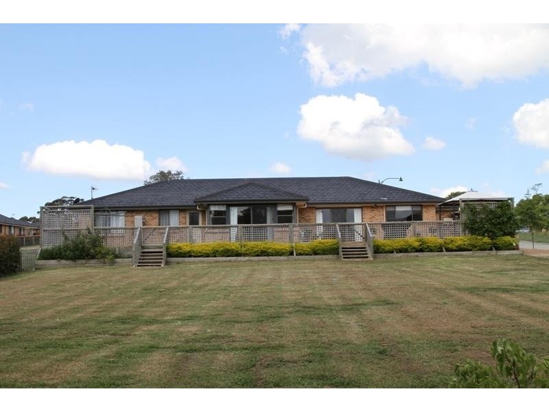 4 Tobin Pl, Bundanoon NSW 2578