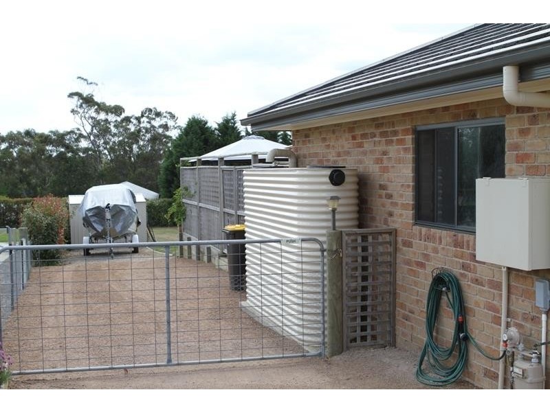 4 Tobin Pl, Bundanoon NSW 2578