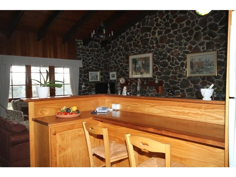 724 Caoura Rd, Tallong NSW 2579