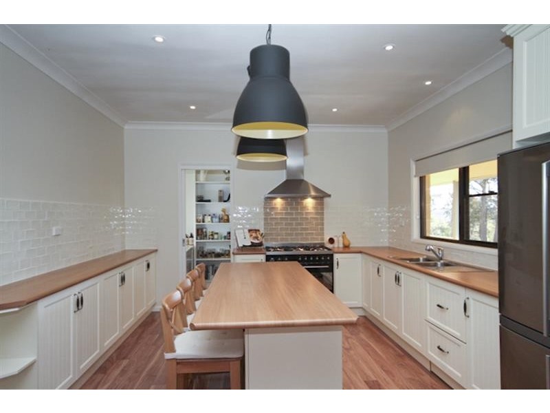 120 Mulwaree Dr, Tallong NSW 2579
