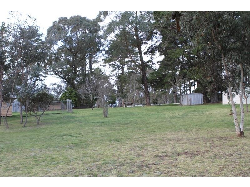 24 Bumballa Rd, Wingello NSW 2579