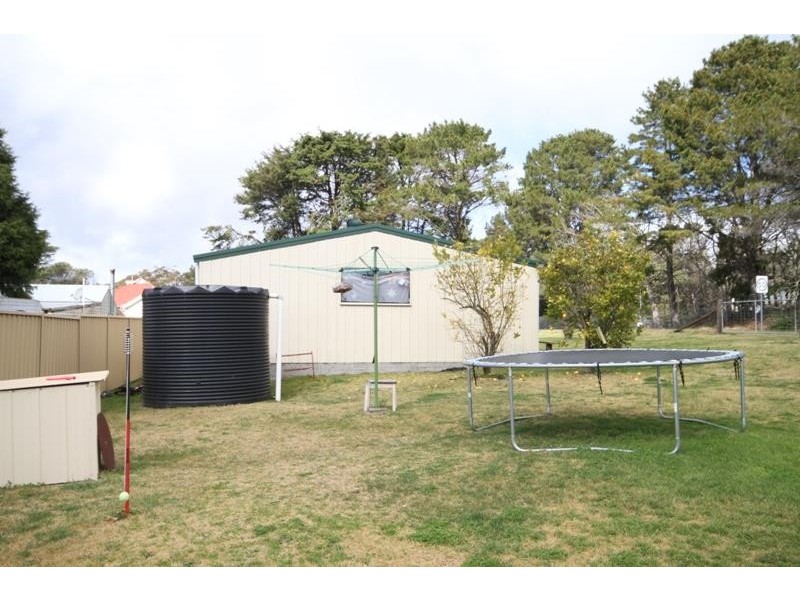 73 Railway Ave, Wingello NSW 2579