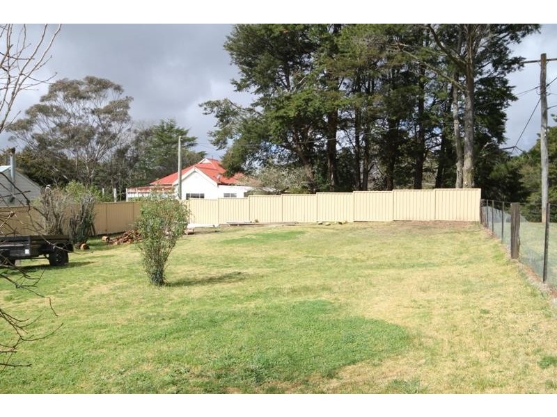 73 Railway Ave, Wingello NSW 2579