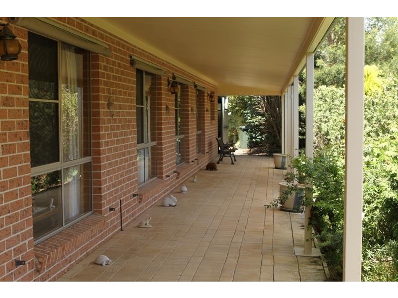 1A Lorna Cl, Bundanoon NSW 2578