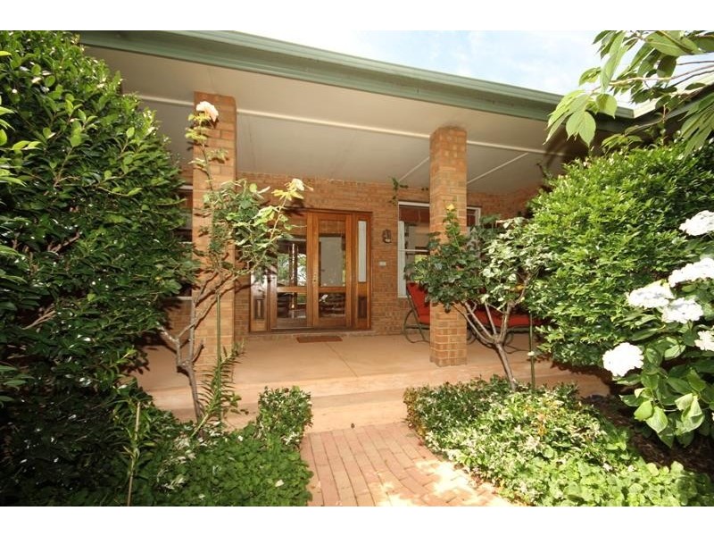 25 Ben Nevis  Cct, Bundanoon NSW 2578