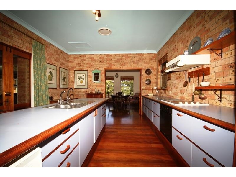 25 Ben Nevis  Cct, Bundanoon NSW 2578