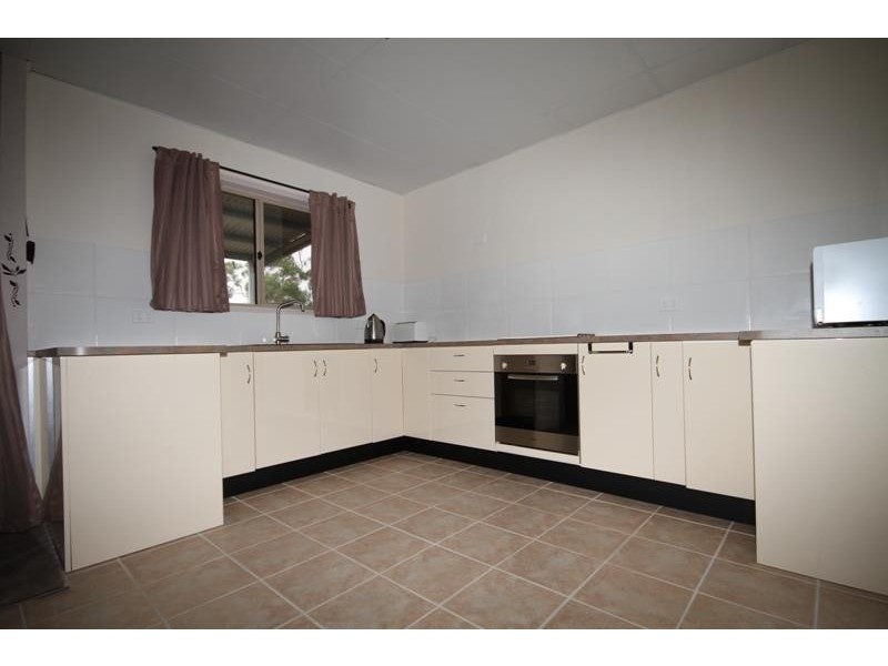 8 Wistringia Cl, Tallong NSW 2579