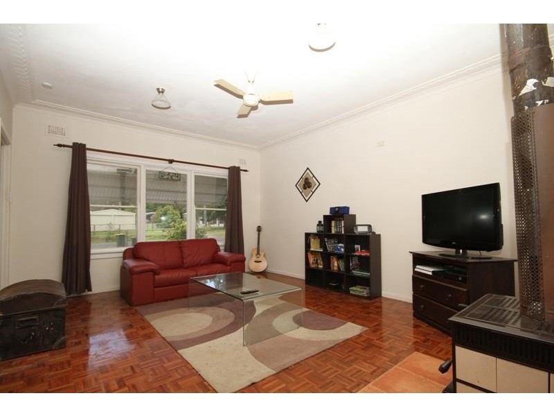 24 Wingello St, Wingello NSW 2579