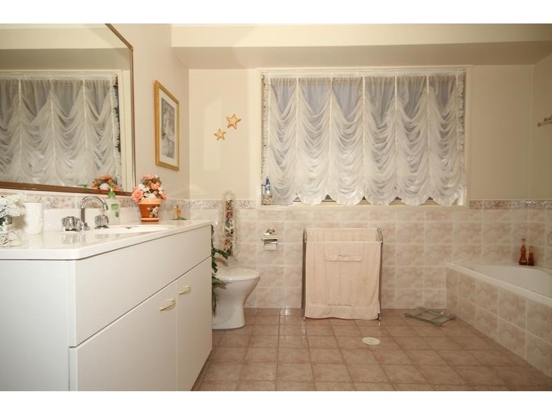 169 Mulwaree Dr, Tallong NSW 2579