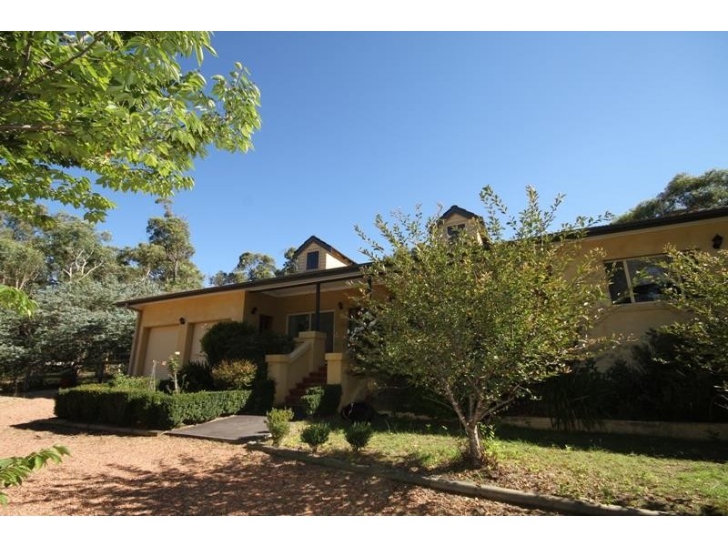 19 Banksia Ave, Tallong NSW 2579