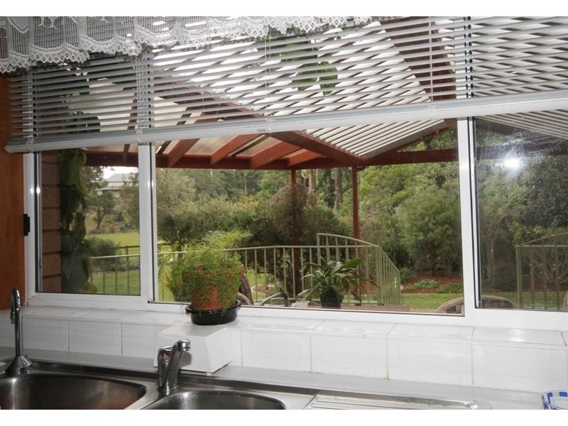 11 Bindar Cres, Bundanoon NSW 2578