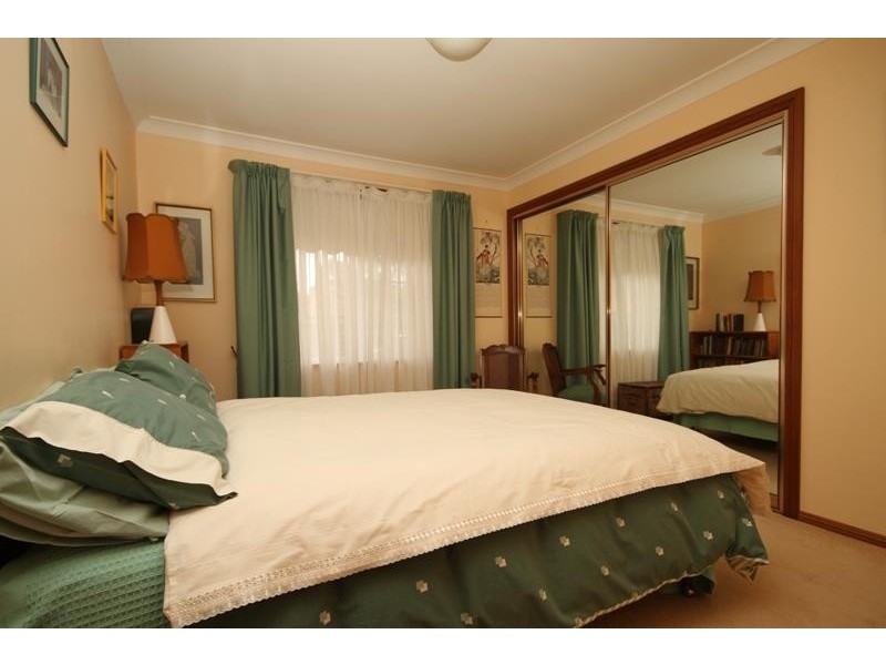 11 Bindar Cres, Bundanoon NSW 2578