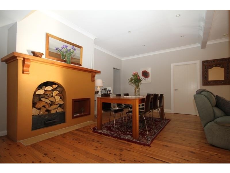 81 Railway Ave, Bundanoon NSW 2578