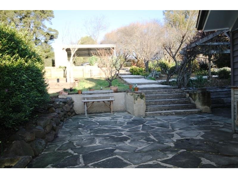 81 Railway Ave, Bundanoon NSW 2578