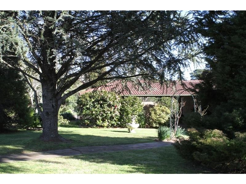 25-27 Penrose Rd, Bundanoon NSW 2578