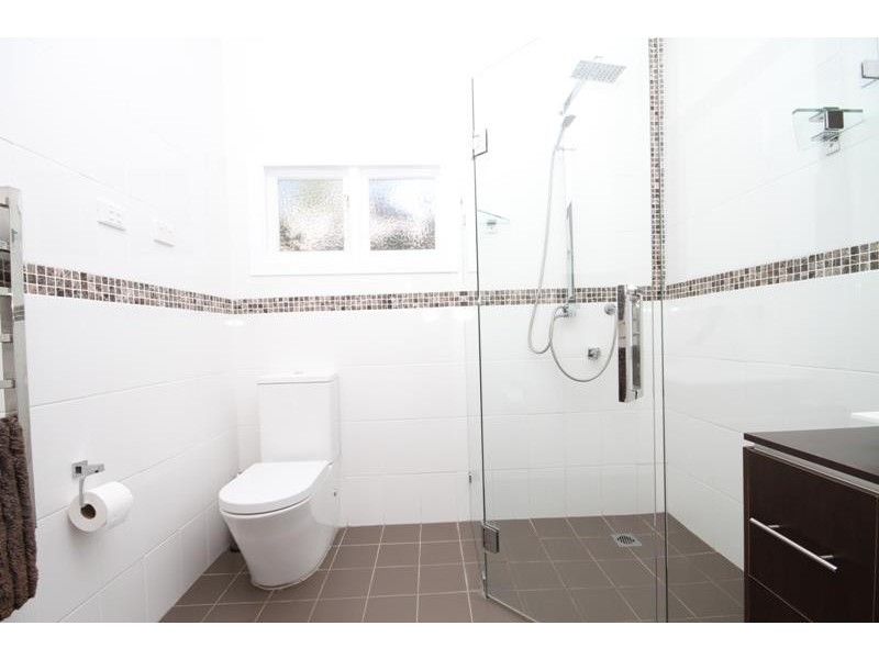 8 Barnett Ave, Bundanoon NSW 2578