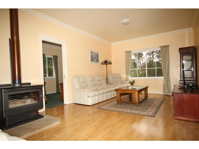 30 Birriga Ave, Bundanoon NSW 2578