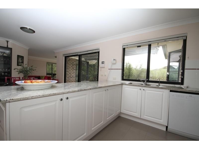 27 Bromhall Rd, Bundanoon NSW 2578