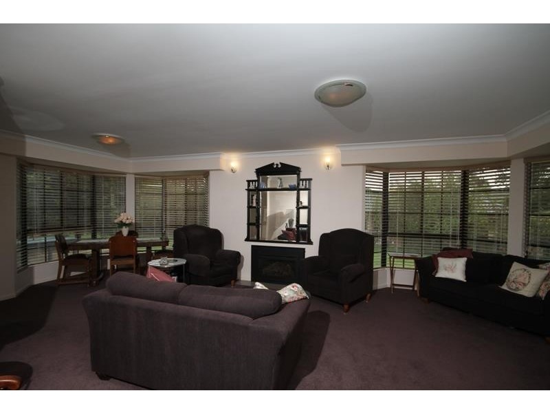 27 Bromhall Rd, Bundanoon NSW 2578