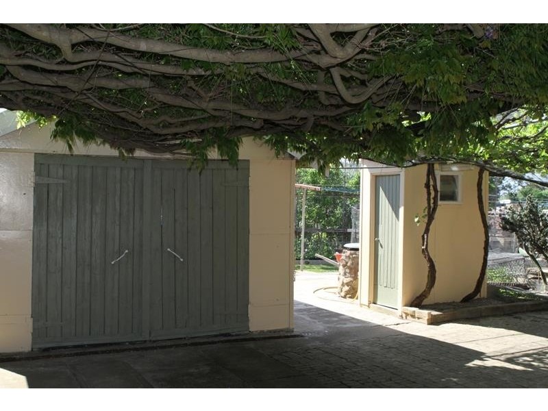 30  George St, Marulan NSW 2579