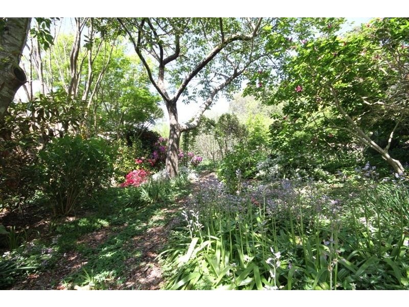 21 Bindar Cres, Bundanoon NSW 2578